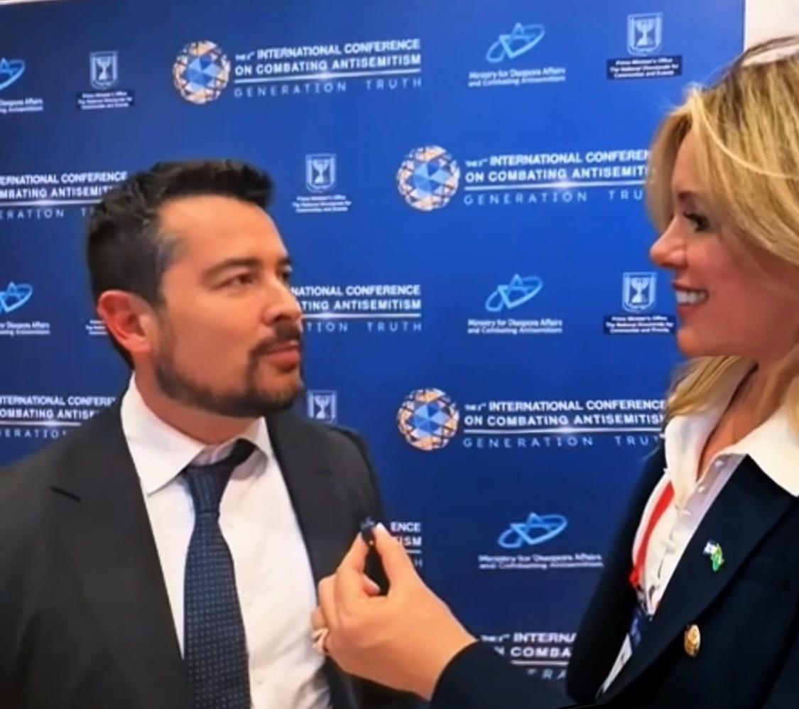 Andrea Orsi com Paulo Figueiredo